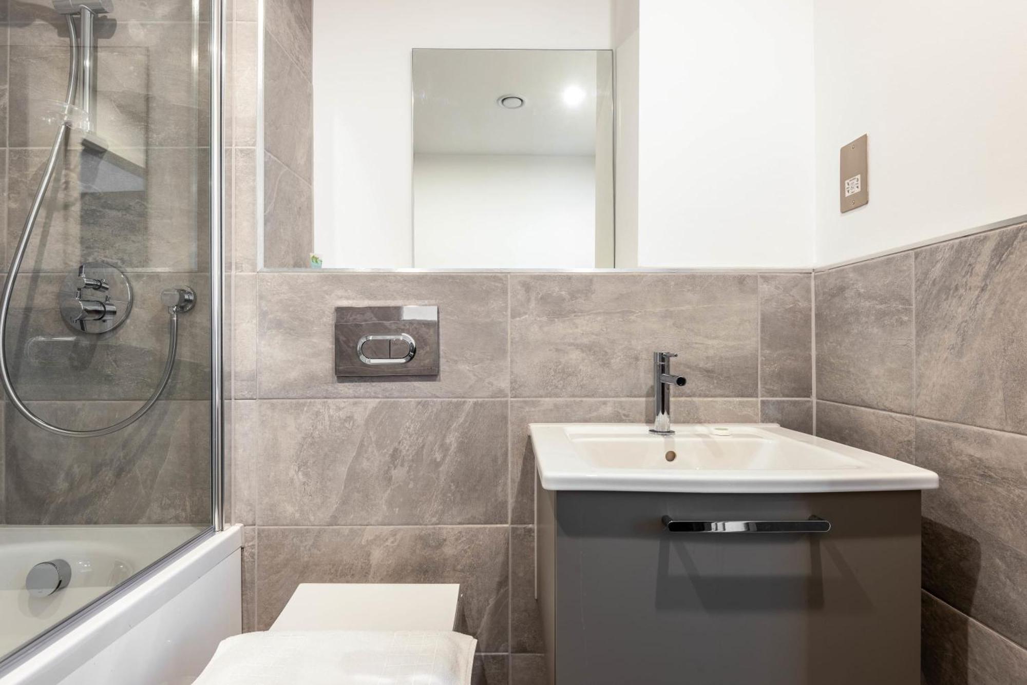Stayzeni, Ouse Court York Smart 2 Bed Flat Екстериор снимка